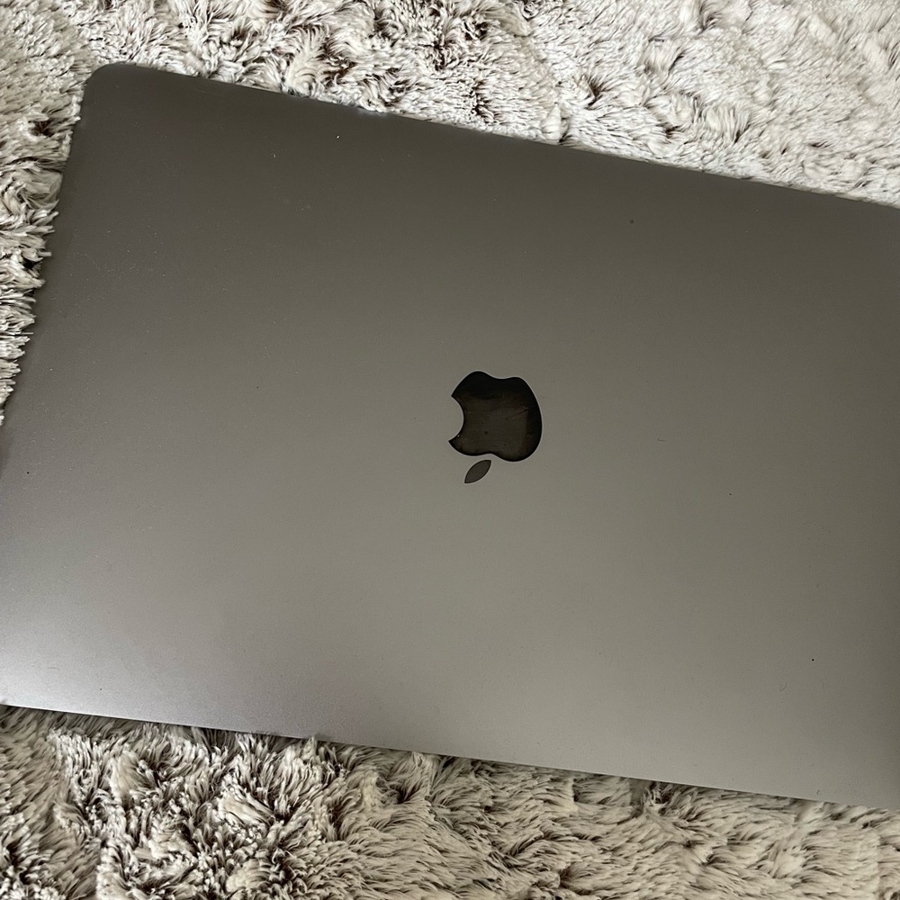 MacBook Pro for parts only